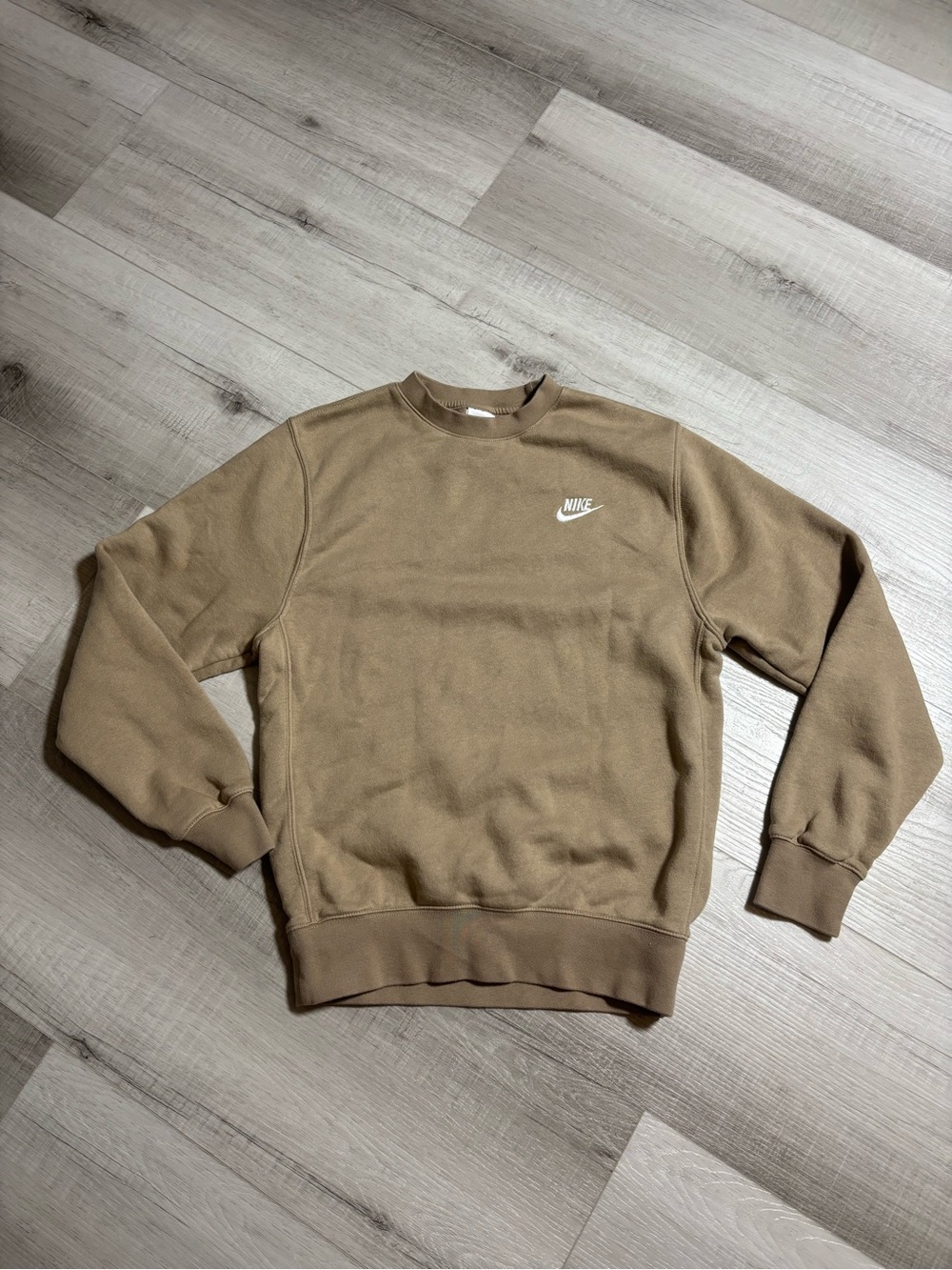 Nike Fleece Crewneck Sweatshirt XS Tan Brown Embroidered Swoosh